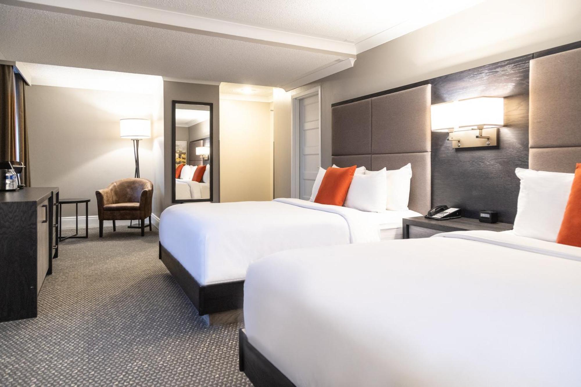 Crowne Plaza Fredericton Lord Beaverbrook By Ihg Exterior foto