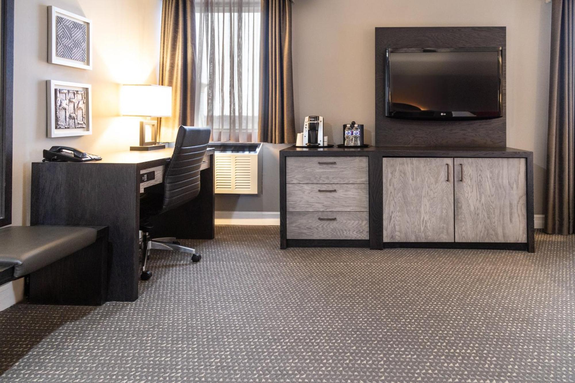 Crowne Plaza Fredericton Lord Beaverbrook By Ihg Exterior foto
